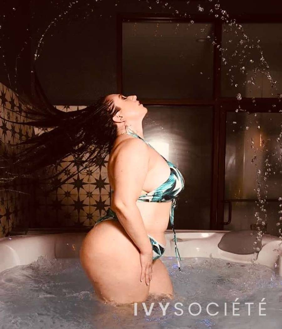 Lana Leona - Melbourne escort - Profile photo