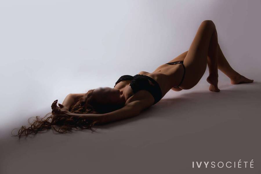 Satine Red - Gold Coast escort - Profile photo