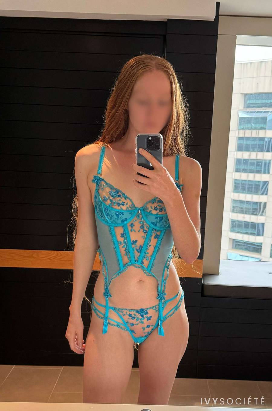 Satine Red - Gold Coast escort - Profile photo