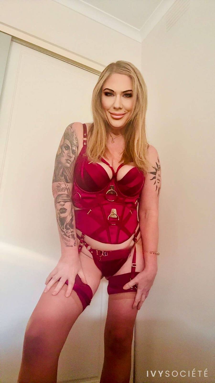 Blondie Bomb - Geelong escort - Profile photo