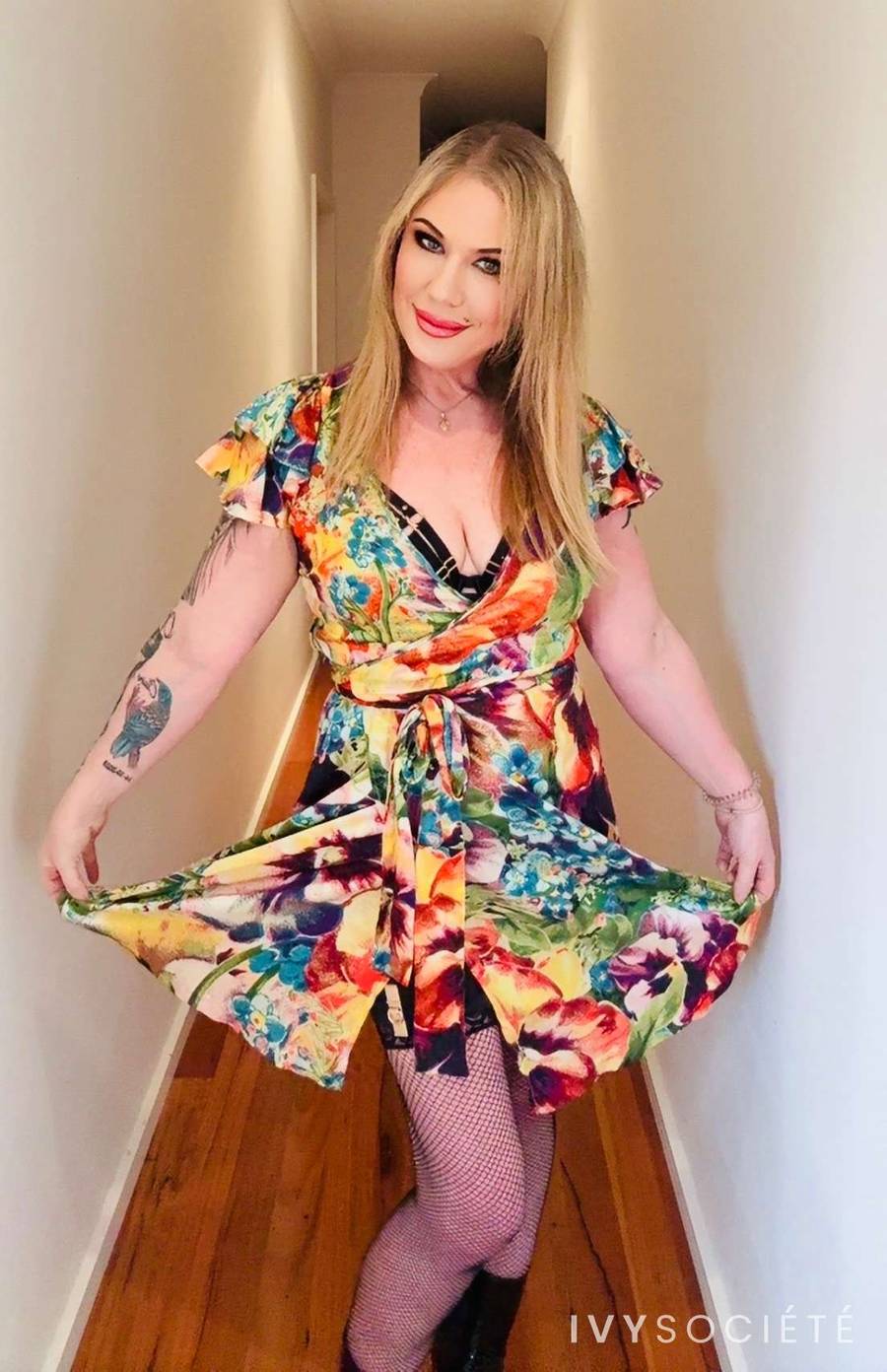 Blondie Bomb - Geelong escort - Profile photo