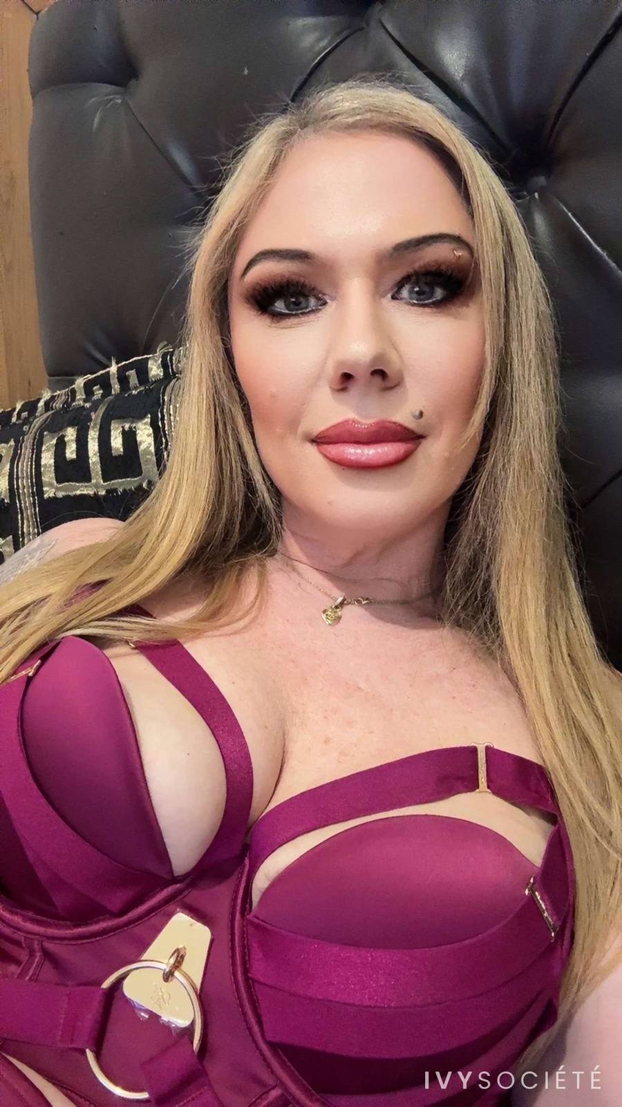 Blondie Bomb - Geelong escort - Profile photo
