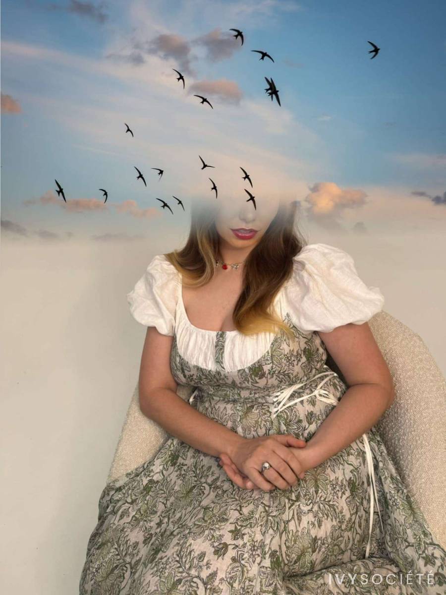 Elowyn Nonesuch - Melbourne escort - Profile photo