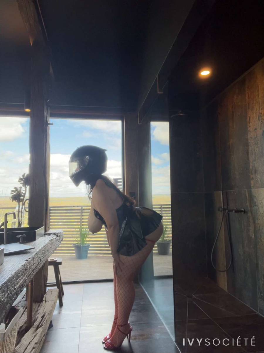 Milenna Nior - Melbourne escort - Profile photo