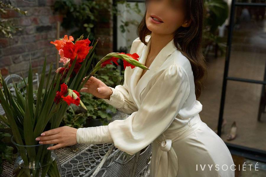 Caroline Novak - London escort - Profile photo