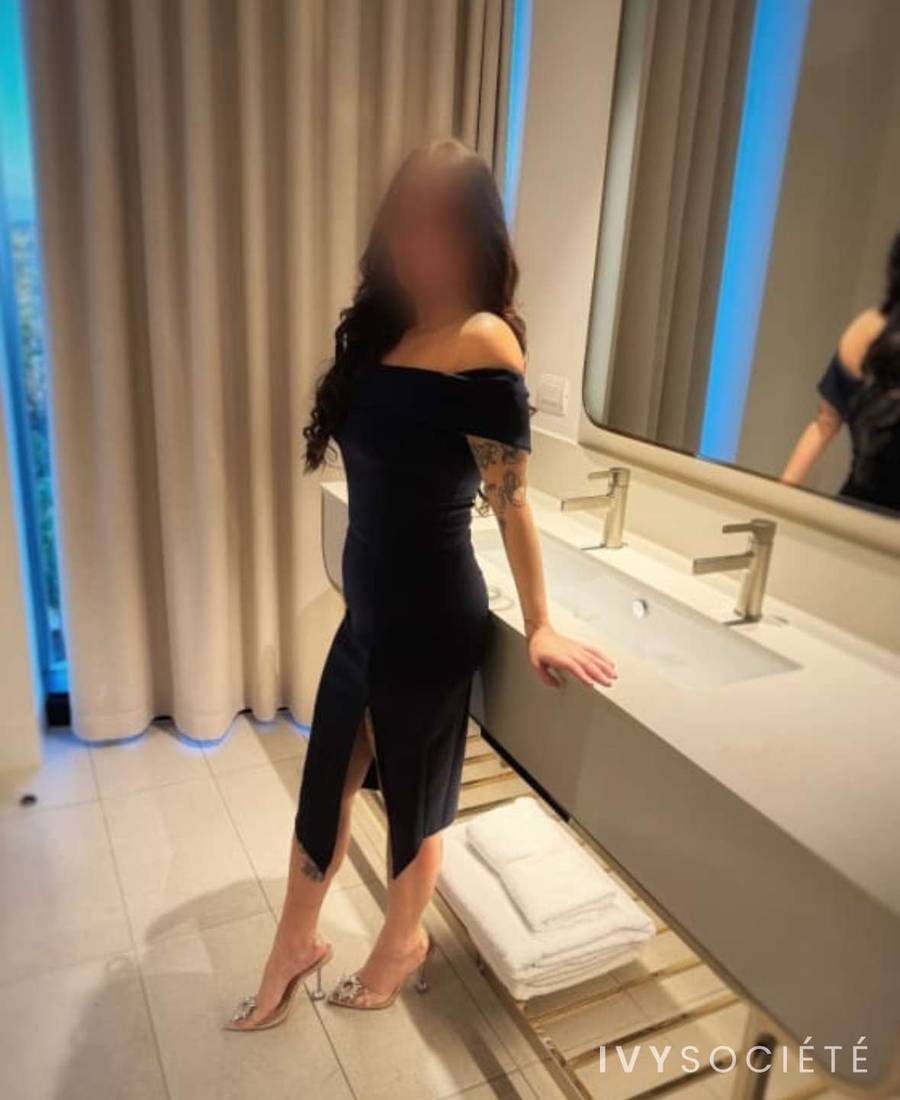 Daniella Alves - Melbourne escort - Profile photo