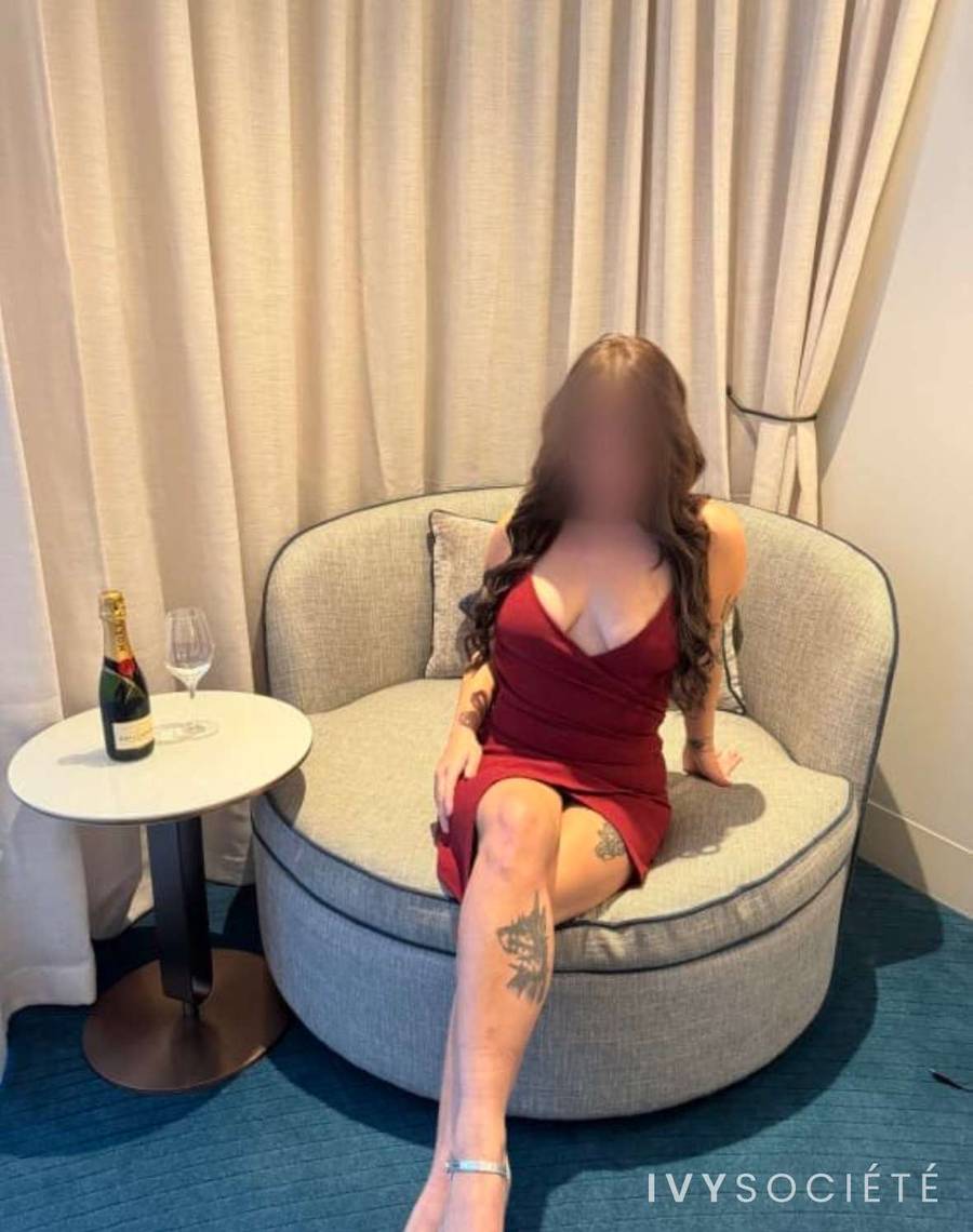 Daniella Alves - Melbourne escort - Profile photo