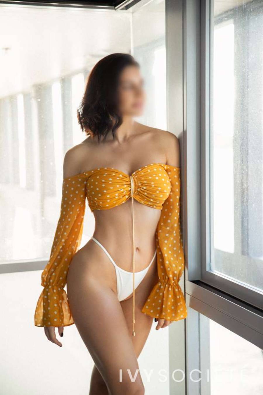 Gianna Elmas - Sydney escort - Profile photo
