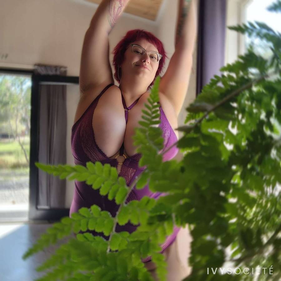 Junie Finch - Melbourne escort - Profile photo