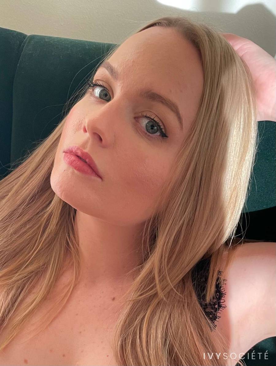 Isobel Thorne - Sydney escort - Profile photo