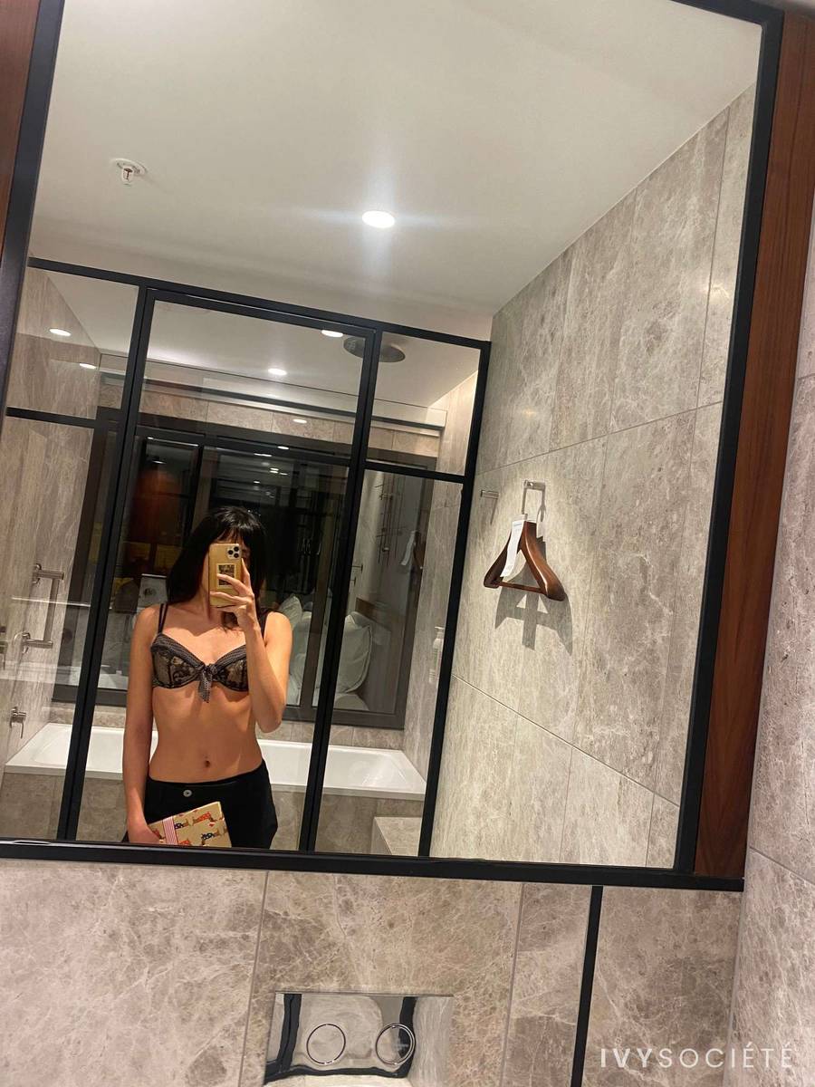 Phoebe Myers - Sydney escort - Profile photo