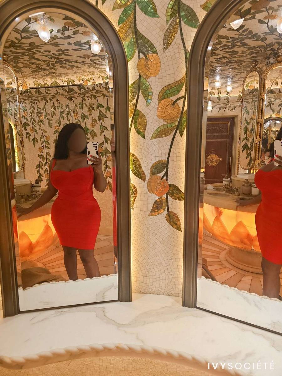 Zoe Red - Sydney escort - Profile photo