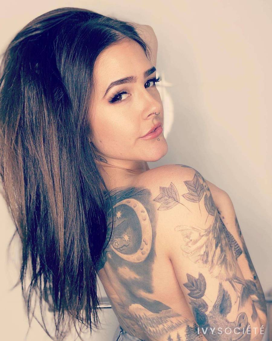 Olive Pearl - Melbourne escort - Profile photo