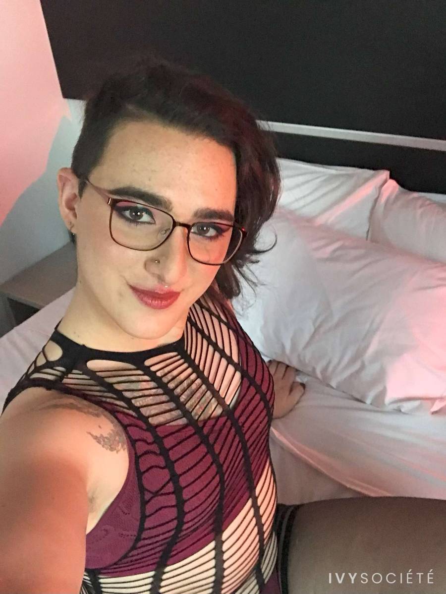 Isabel Macinnes - Adelaide escort - Profile photo