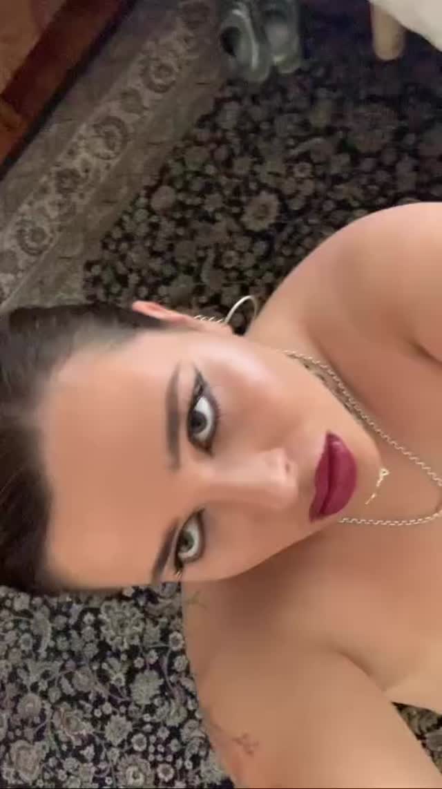 Iris Blue - Sydney escort - Profile photo