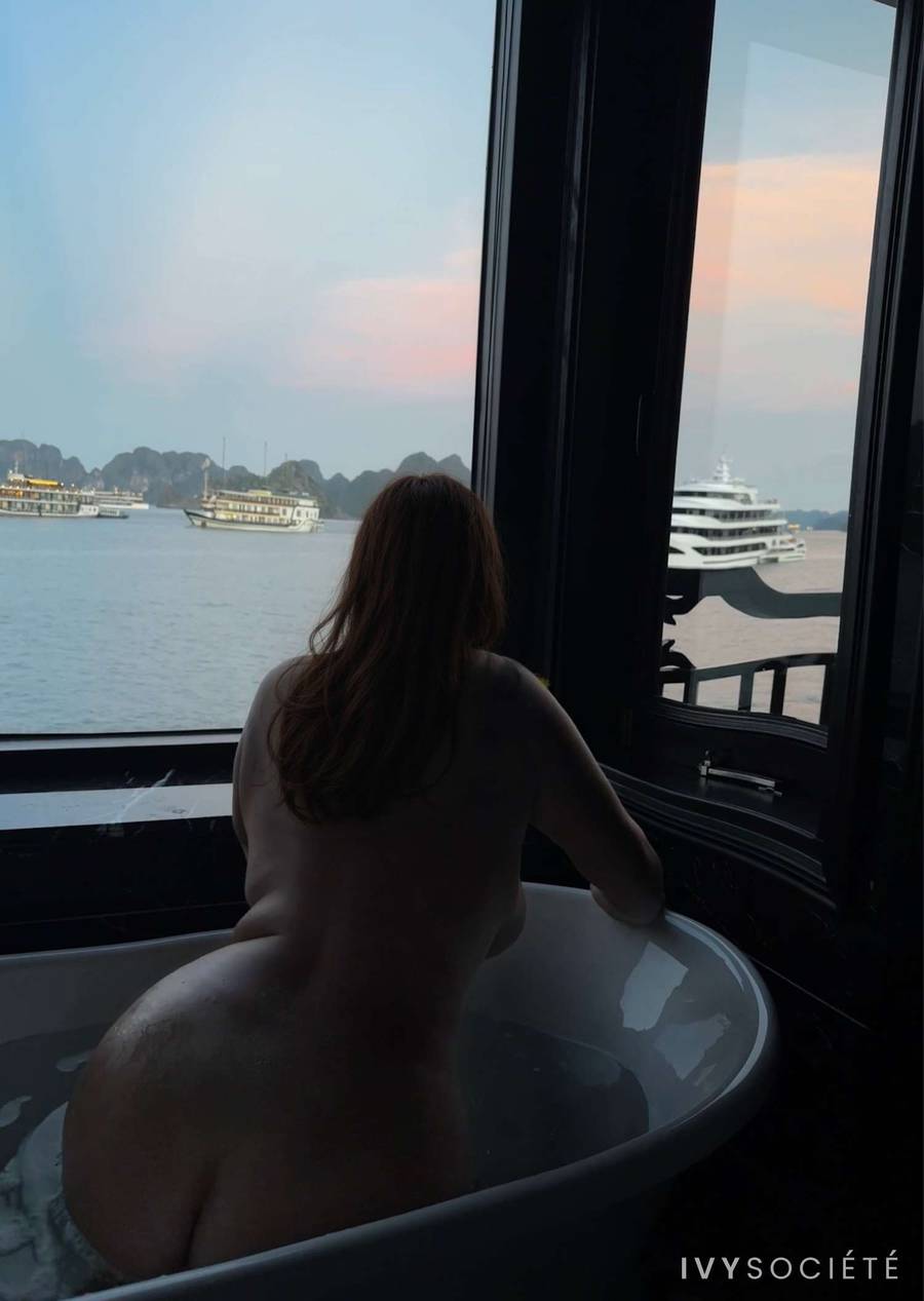 Iris Blue - Sydney escorts - Independent private escort Iris Blue - Sydney escorts - Independent private escort