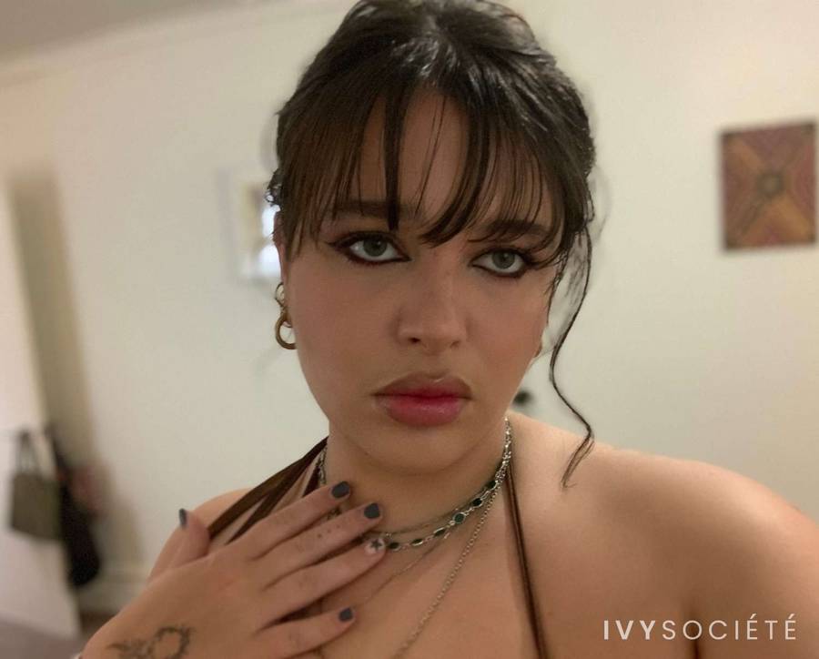 Iris Blue - Sydney escort - Profile photo