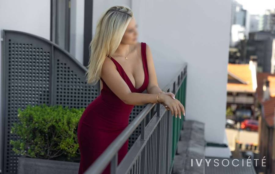 Lily Lawson - Brisbane escort - Profile photo