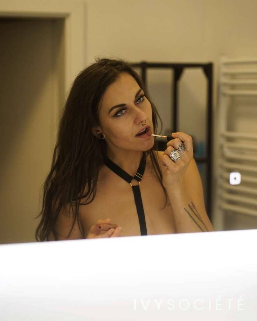 Valerie Sky - Melbourne escorts - Independent private escort Valerie Sky - Melbourne escorts - Independent private escort