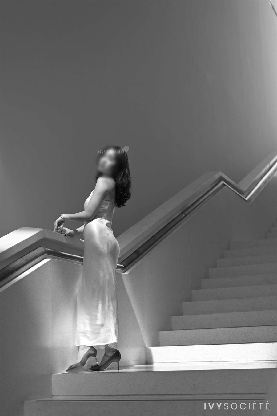 Ms Villanelle - Singapore escort - Profile photo