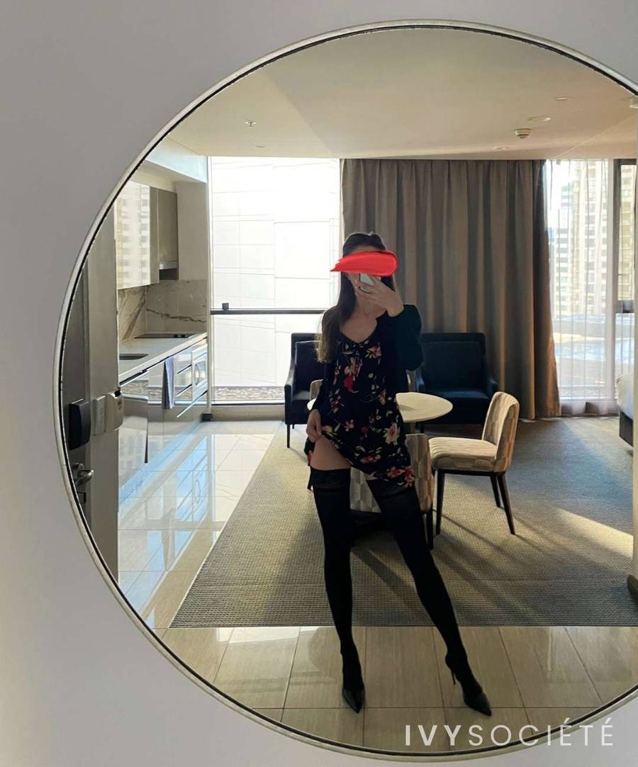 Lily Hendricks - Sydney escort - Profile photo