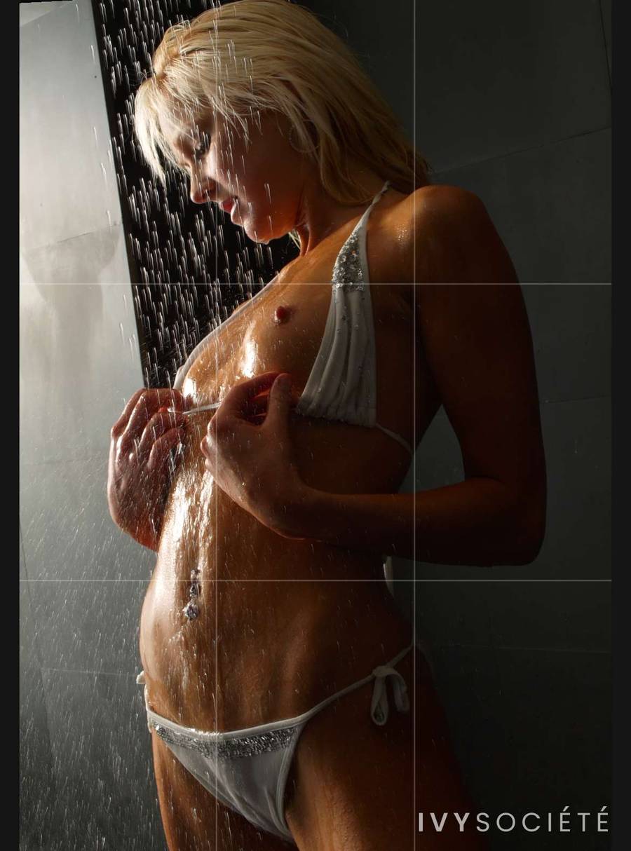 Carmela Coultier - Sydney escort - Profile photo