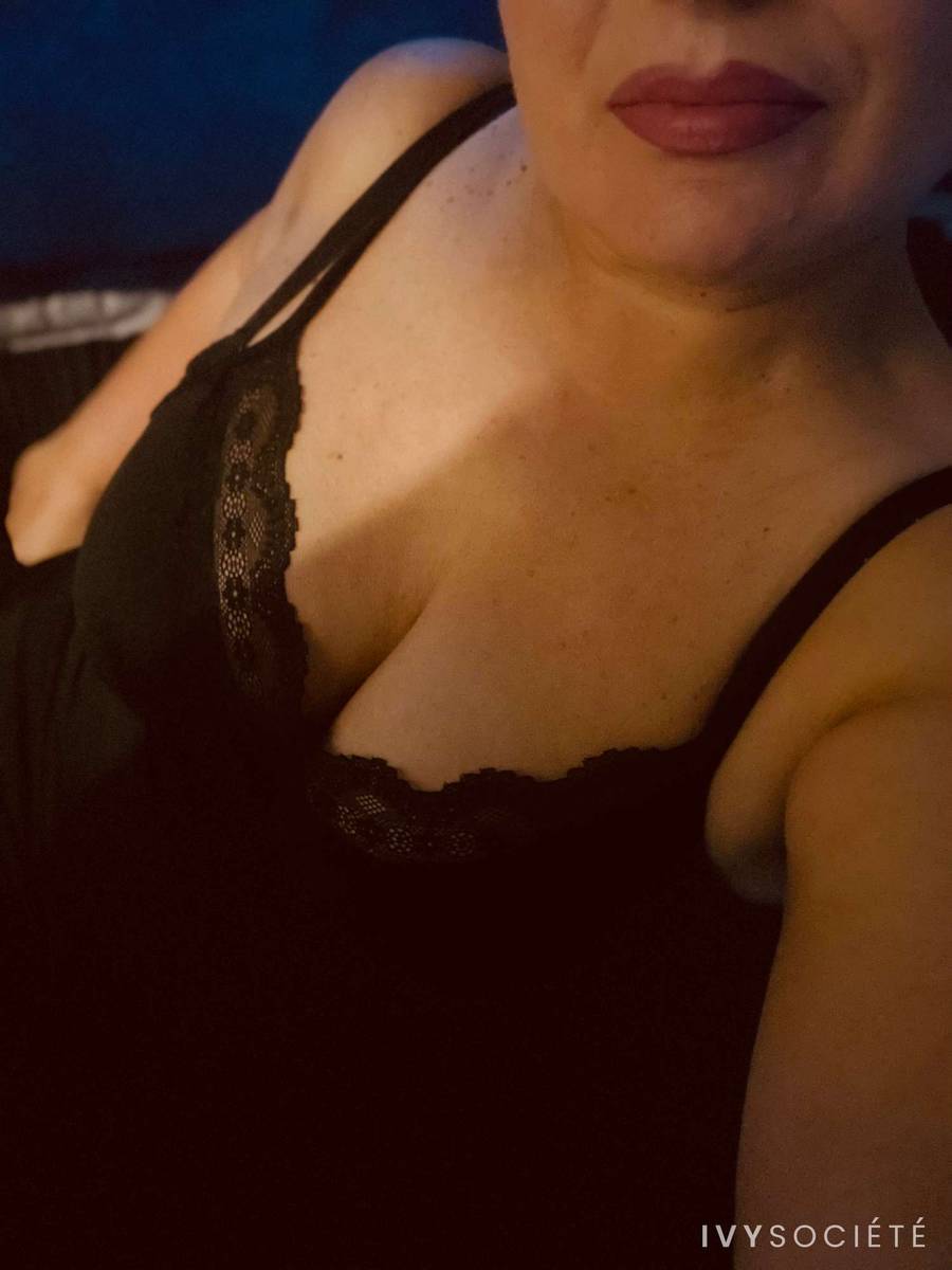 Chloe V - Melbourne escort - Profile photo