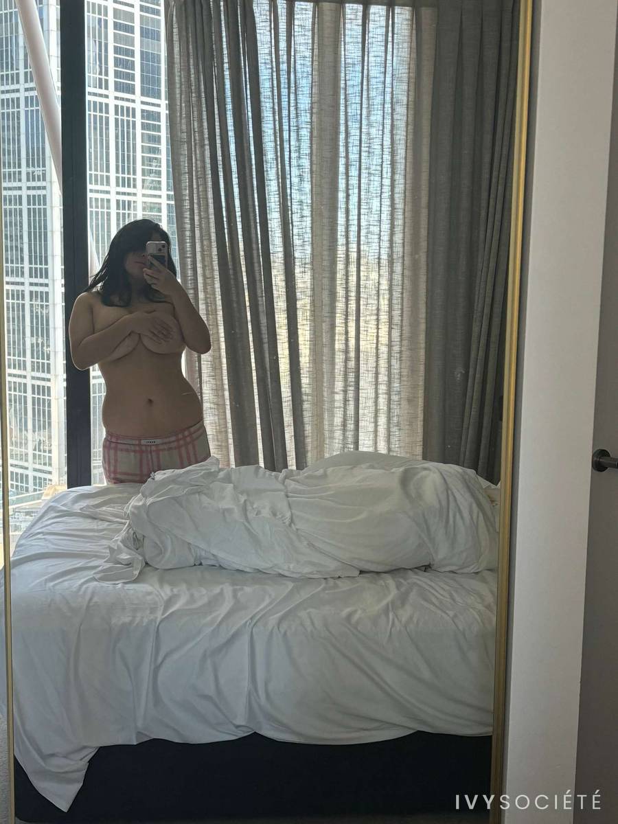 Sadie Young - Sydney escort - Profile photo